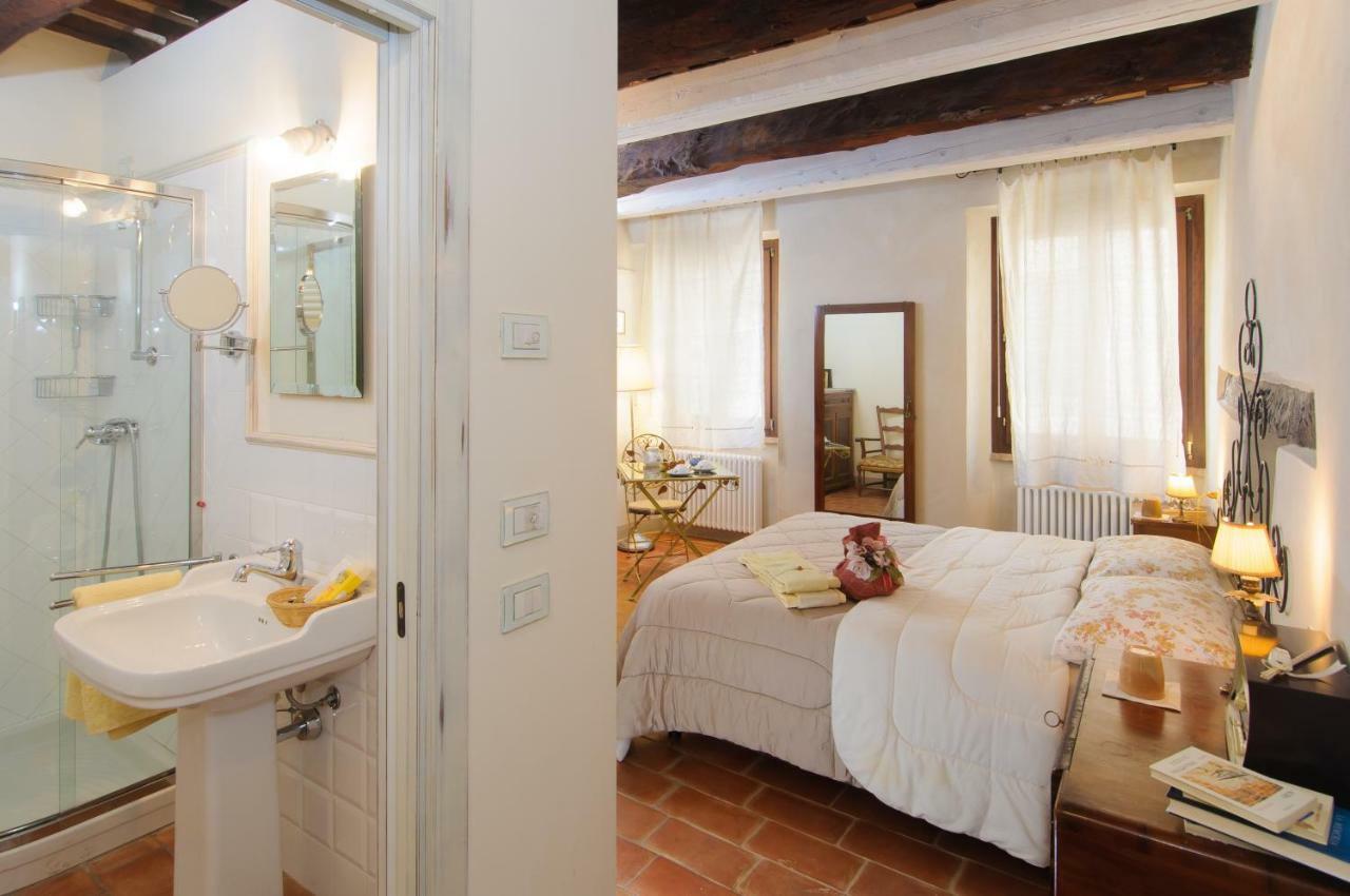 Pomarancio Bnb Saludecio Exterior foto